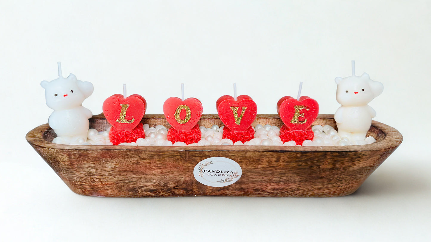 Handmade Soy Wax Wooden Bowl Candle with Cat Figurines, Hearts, Pearls & LOVE Letters – Unique Gift | Candliya