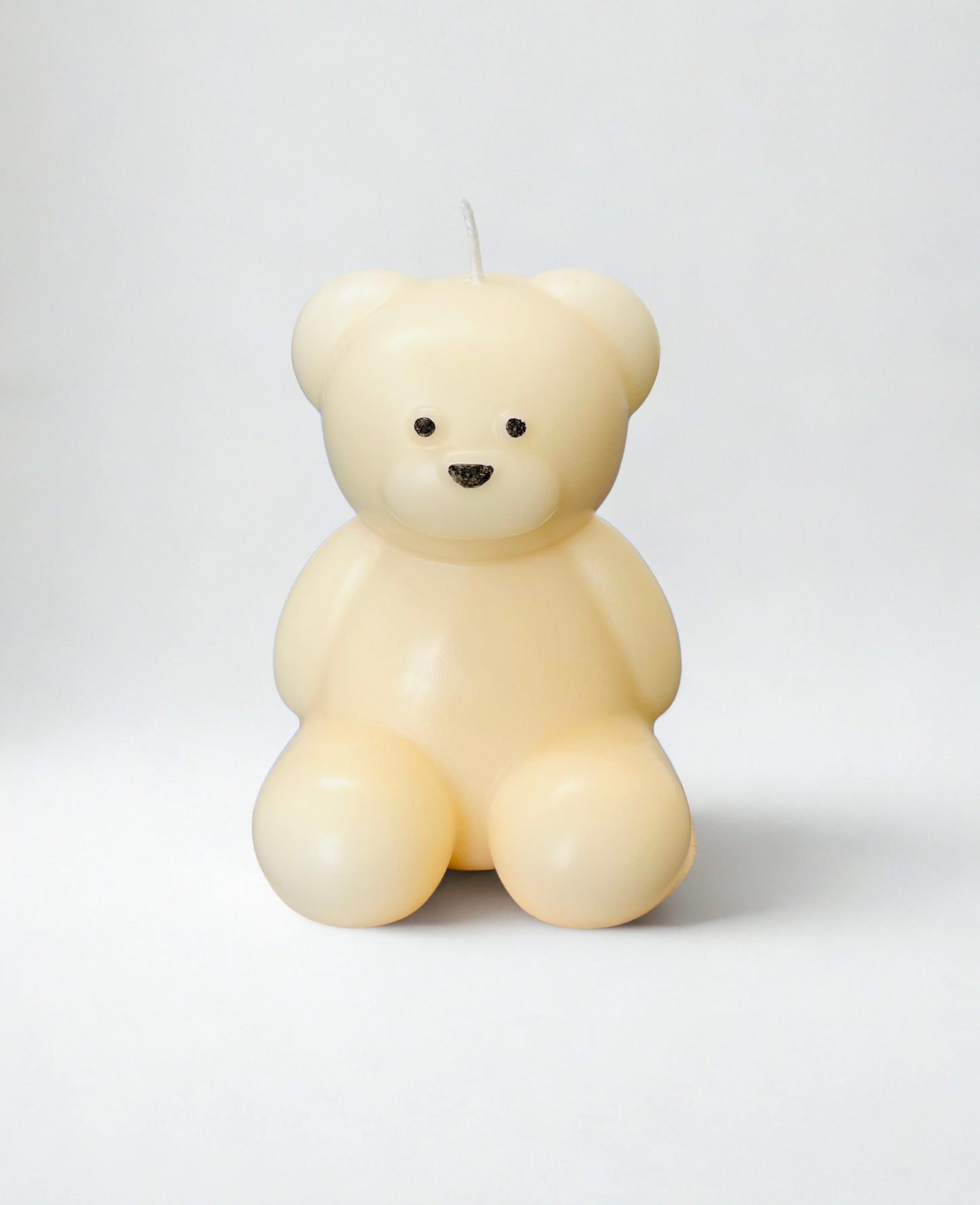 Cuddly Bear Candle – Adorable White Bear-Shaped Wax Décor, Cute Gift for Baby Showers & Kids’ Rooms | Candliya